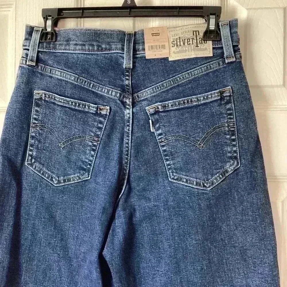 Levi's SilverTab High Waist Mom Jean Jeans Size 28*27 NWT relaxed & tapered leg - Picture 7 of 9